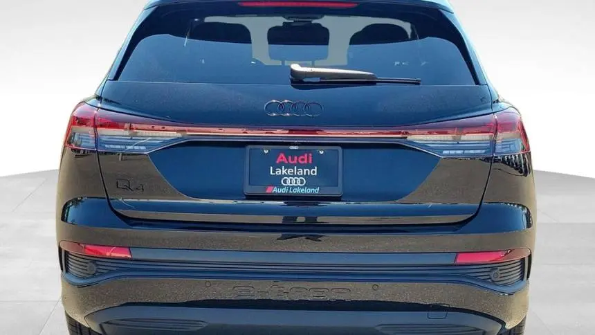 2025 Audi Q4 e-tron WA1A5BFZ3SP041668