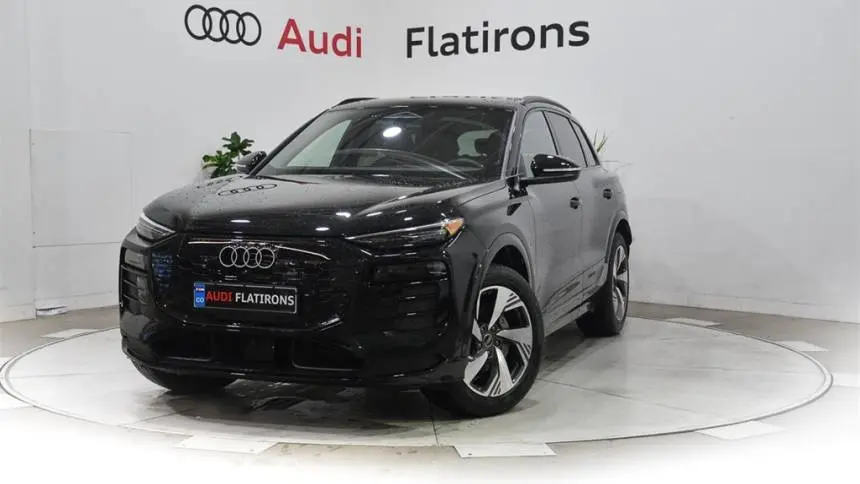 2025 Audi Q6 e-tron WA124BGF8SA017817