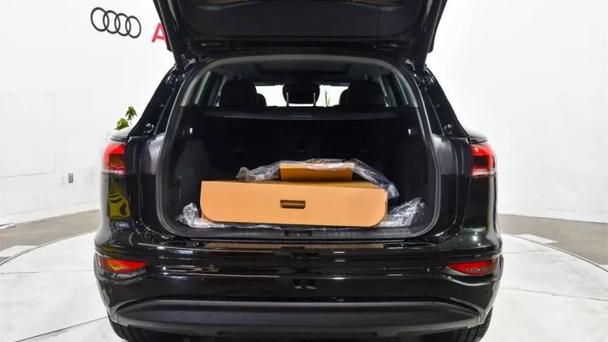 2025 Audi Q6 e-tron WA134BGF2SA026890