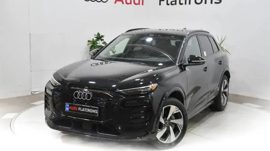 2025 Audi Q6 e-tron WA124BGF8SA017817