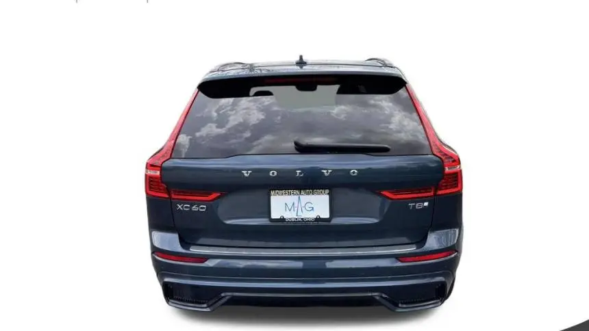 2025 Volvo XC60 YV4H60RC8S1026838