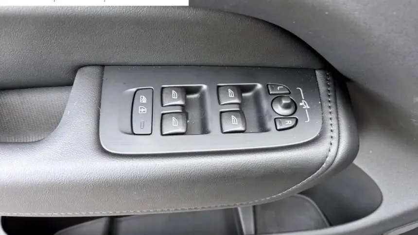 2025 Volvo XC60 YV4H60RC8S1026838