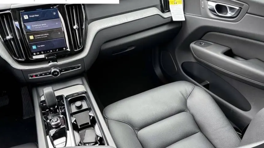 2025 Volvo XC60 YV4H60RC8S1026838