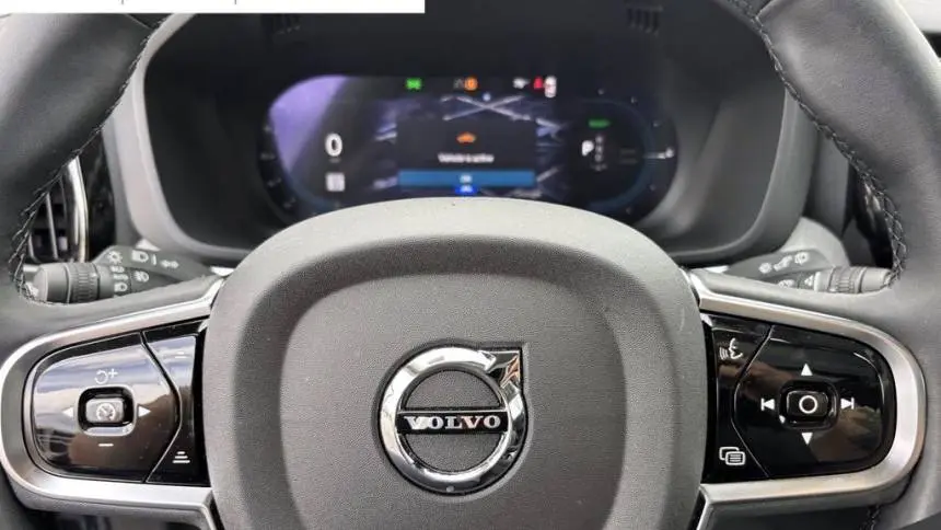2025 Volvo XC60 YV4H60RC8S1026838