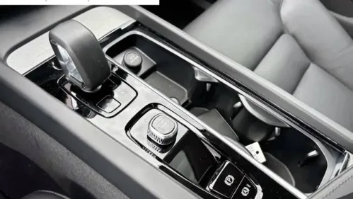 2025 Volvo XC60 YV4H60RC8S1026838