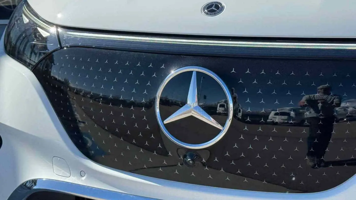 2025 Mercedes EQE SUV 4JGGM1CB9SA060843
