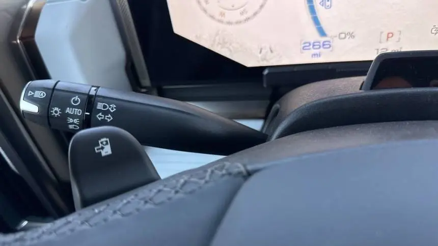 2025 GMC HUMMER EV SUV 1GKT0NDE2SU116218