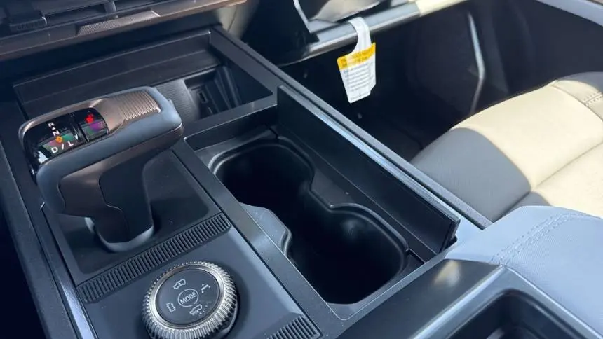 2025 GMC HUMMER EV SUV 1GKT0NDE2SU116218