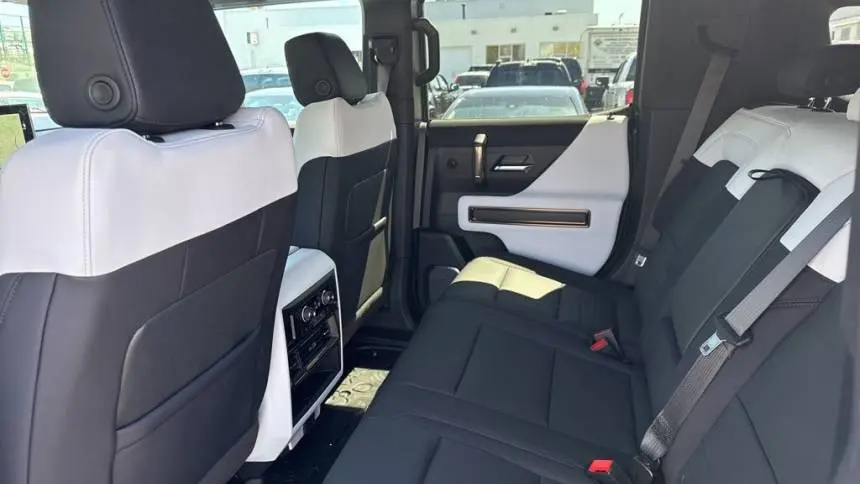 2025 GMC HUMMER EV SUV 1GKT0NDE2SU116218