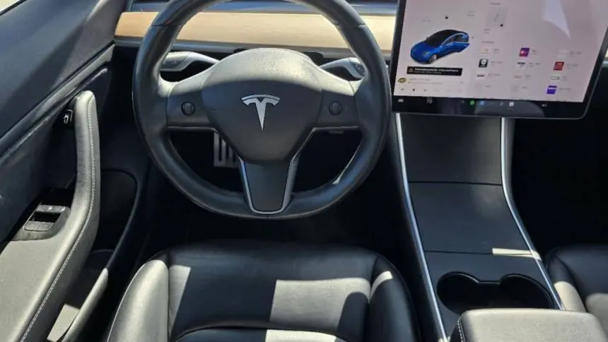 2018 Tesla Model 3 5YJ3E1EB0JF072236
