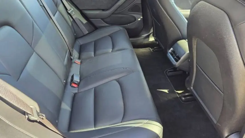 2018 Tesla Model 3 5YJ3E1EB0JF072236