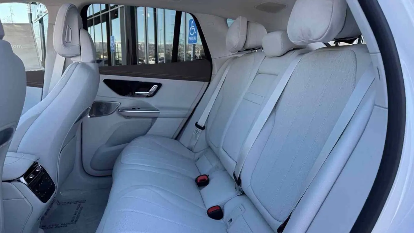 2025 Mercedes EQE SUV 4JGGM1CB9SA060843