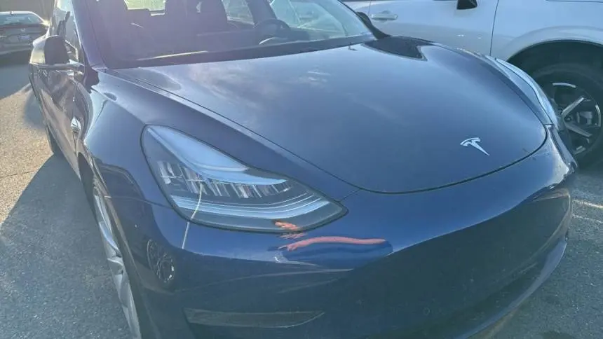2018 Tesla Model 3 5YJ3E1EB0JF072236