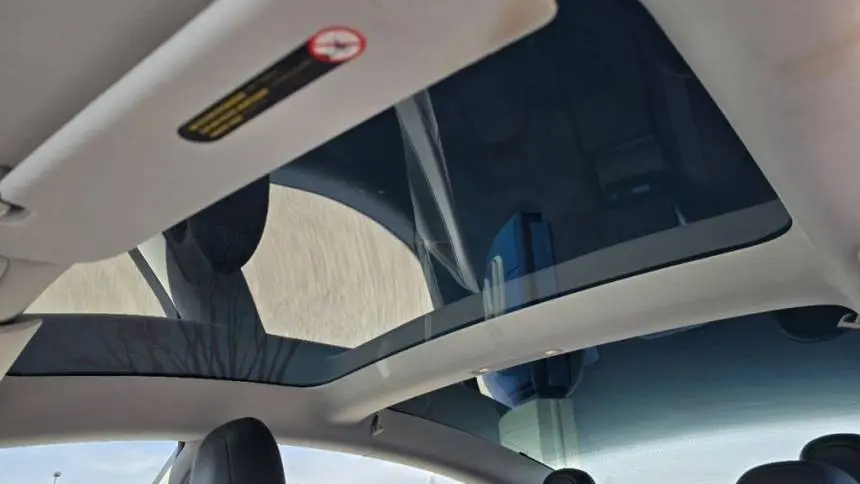 2018 Tesla Model 3 5YJ3E1EB0JF072236