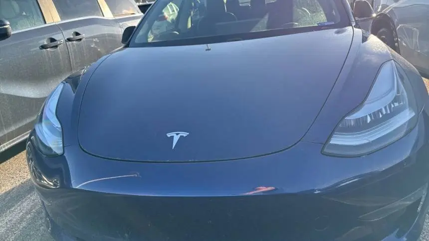 2018 Tesla Model 3 5YJ3E1EB0JF072236