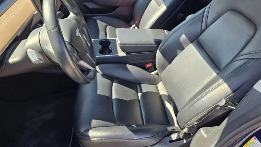 2018 Tesla Model 3 5YJ3E1EB0JF072236