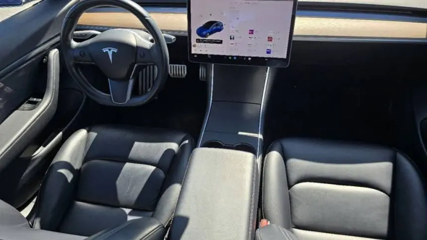 2018 Tesla Model 3 5YJ3E1EB0JF072236