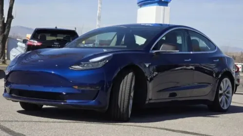 2018 Tesla Model 3 5YJ3E1EB0JF072236