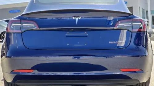 2018 Tesla Model 3 5YJ3E1EB0JF072236