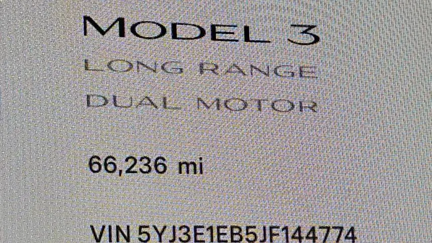2018 Tesla Model 3 5YJ3E1EB5JF144774