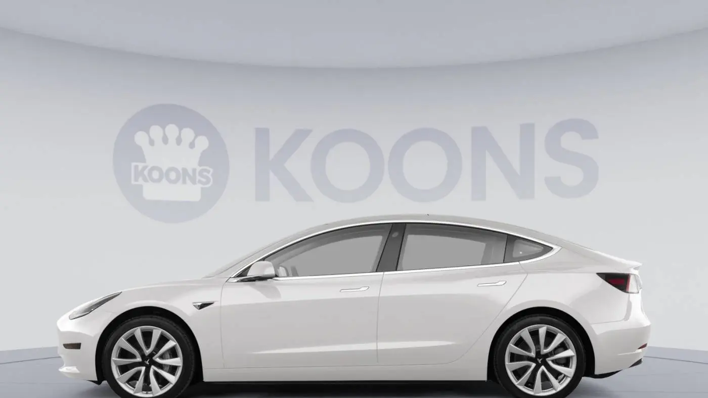 2018 Tesla Model 3 5YJ3E1EA5JF057660