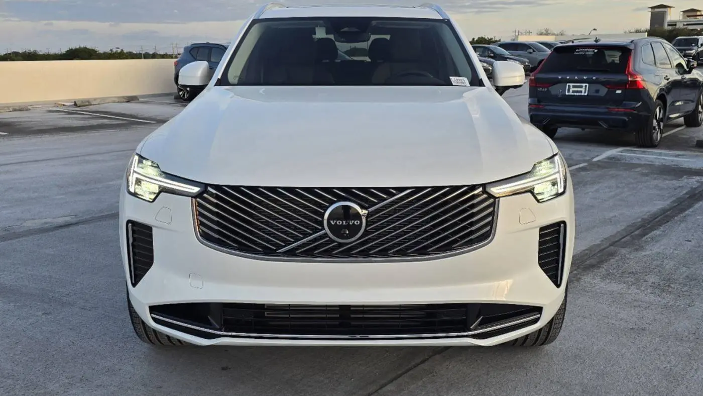 2025 Volvo XC90 YV4H60PB0S1379181