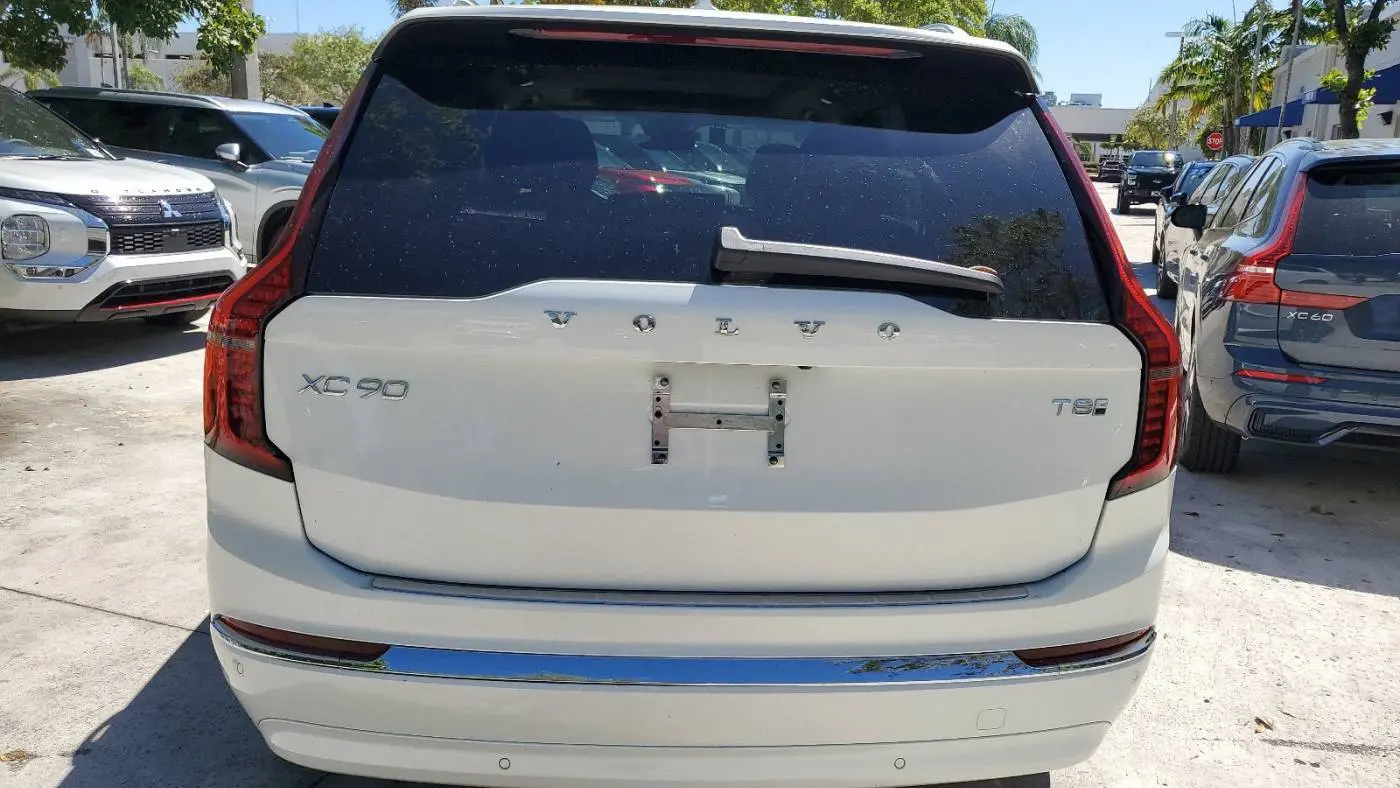 2025 Volvo XC90 YV4H60PG7S1371512