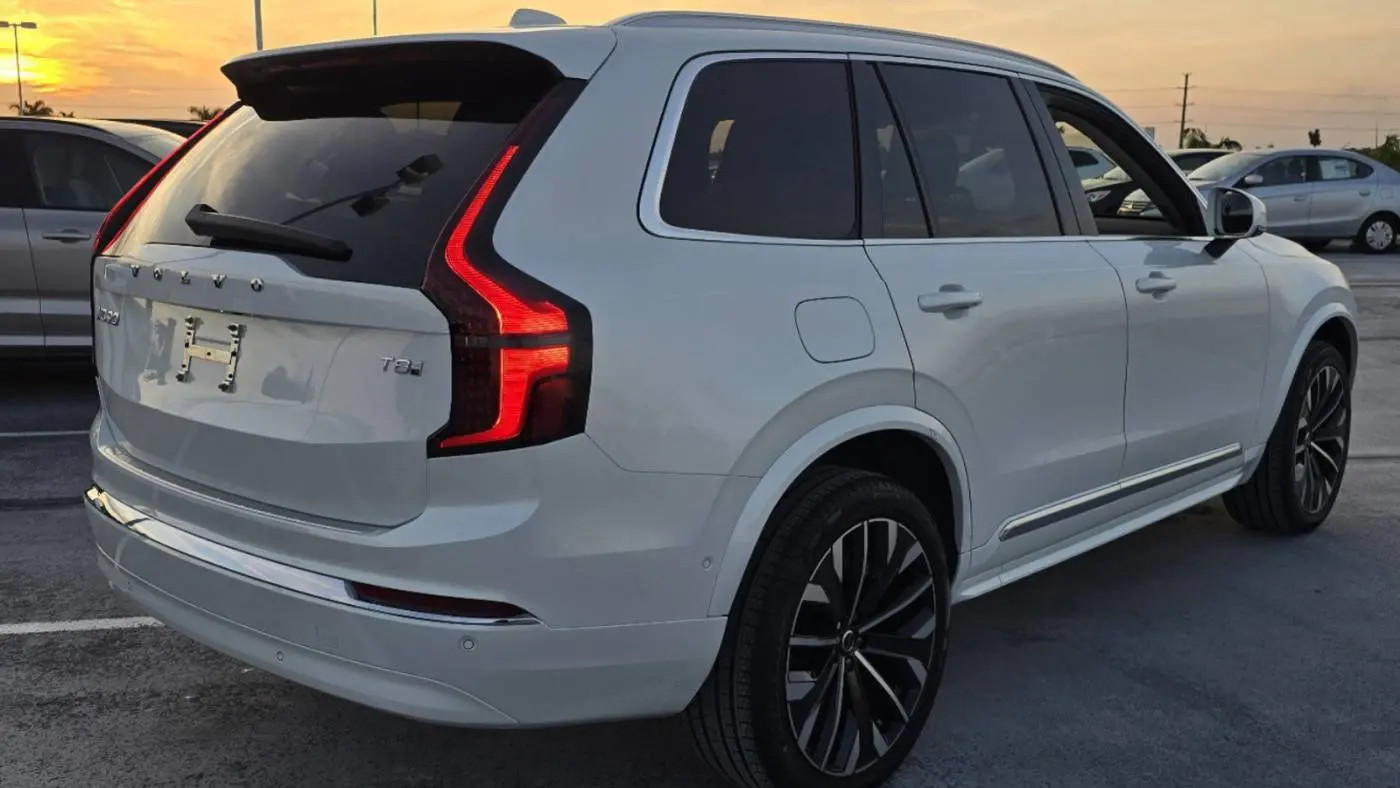 2025 Volvo XC90 YV4H60PB9S1379230