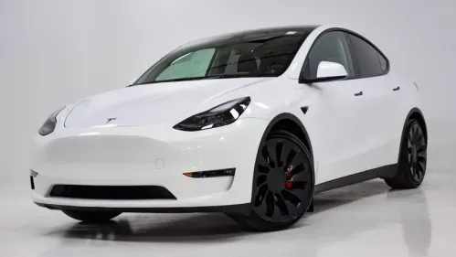 2022 Tesla Model Y 7SAYGDEF1NF341020