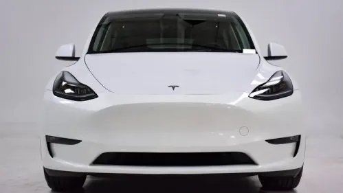 2022 Tesla Model Y 7SAYGDEF1NF341020