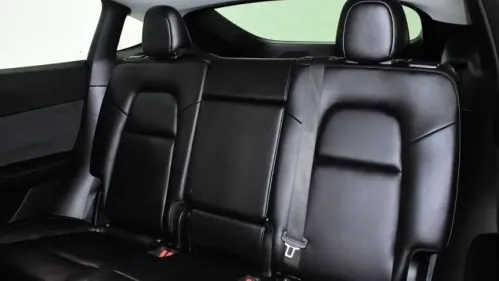 2022 Tesla Model Y 7SAYGDEF1NF341020