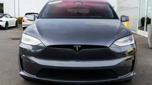 2022 Tesla Model X - Images - 2