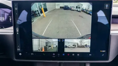 2022 Tesla Model X - Images - 14
