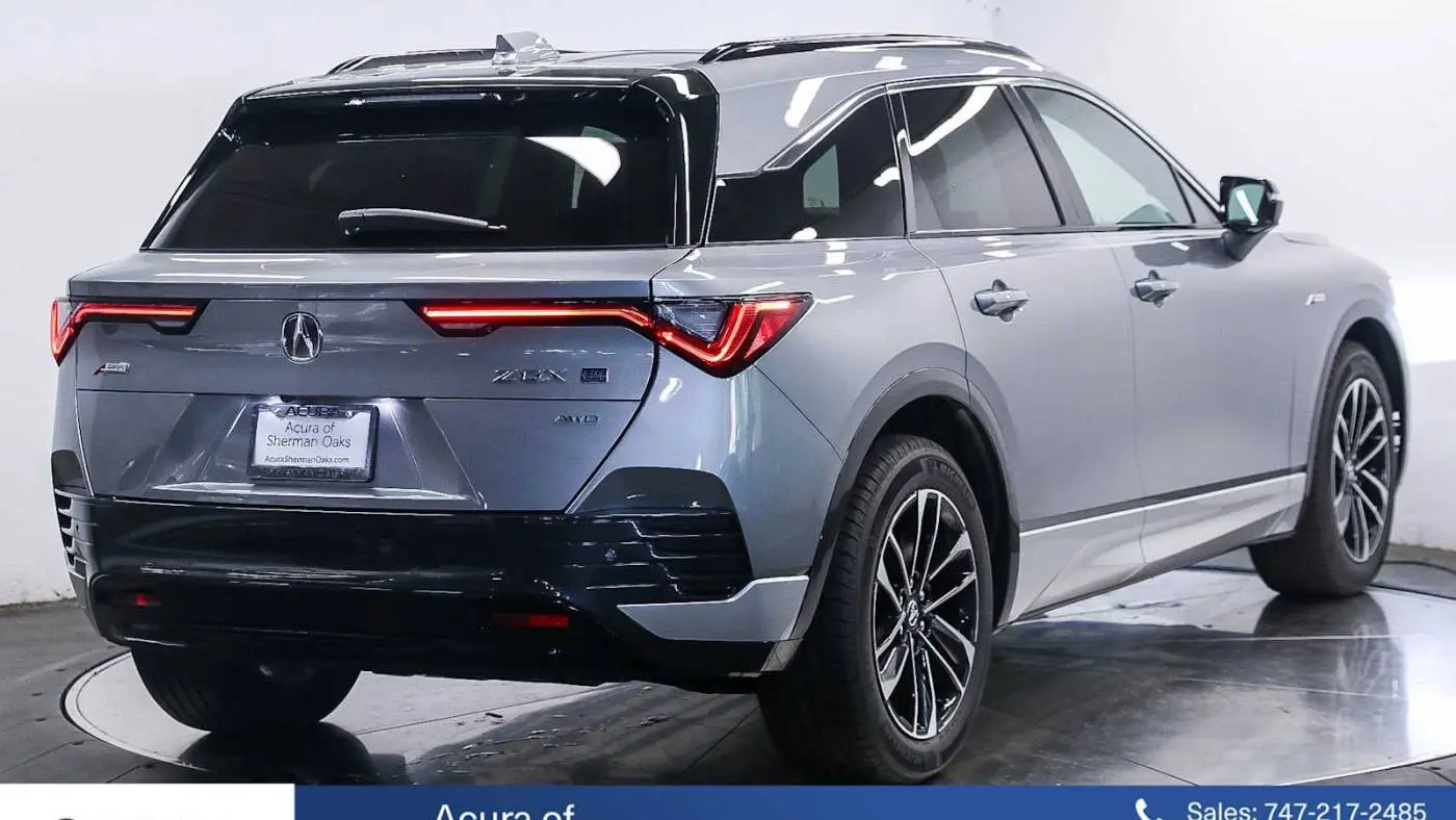 2024 Acura ZDX 4W5KHNRL2RZ510180