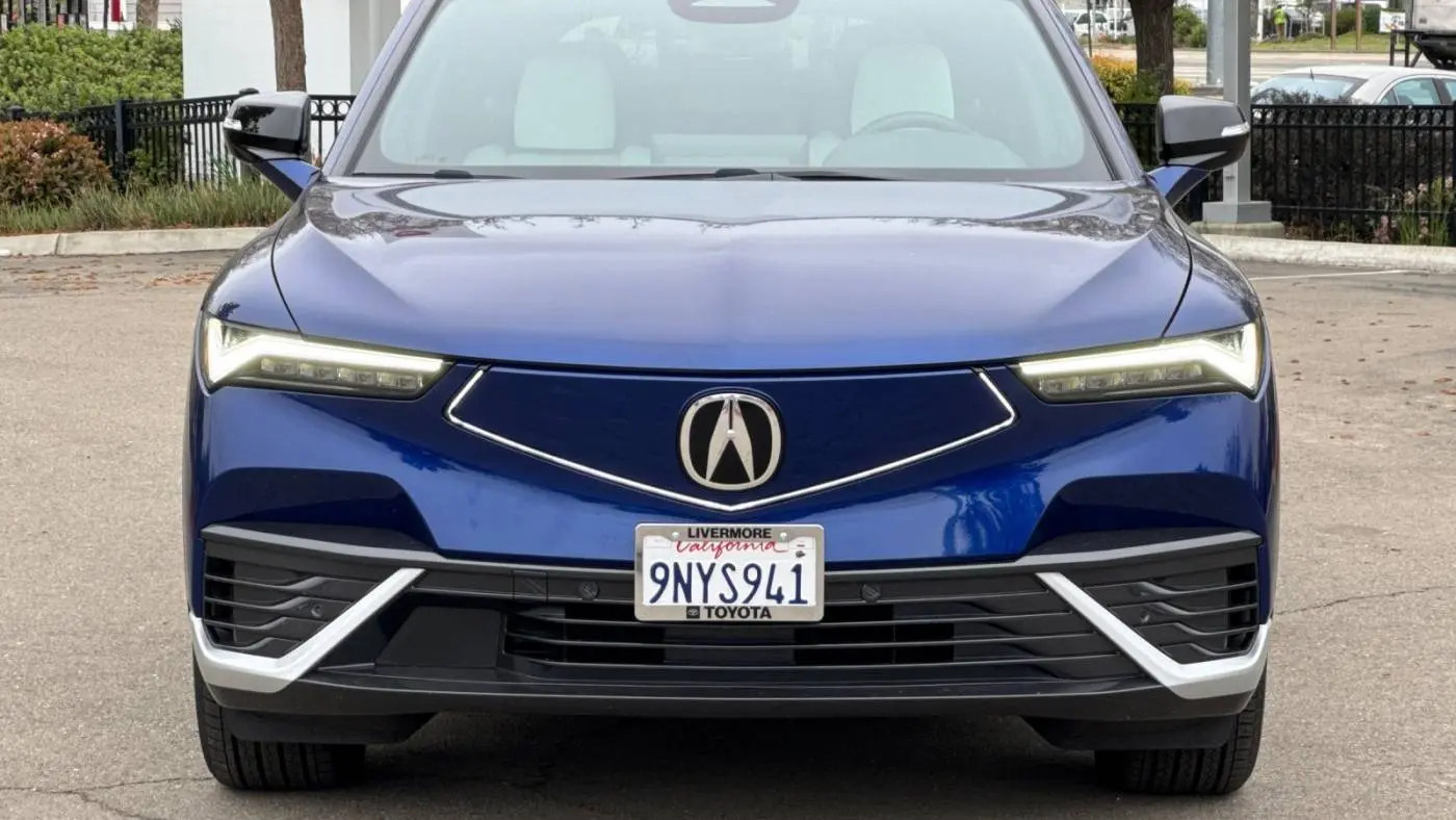 2024 Acura ZDX 4W5KHMRKXRZ501440
