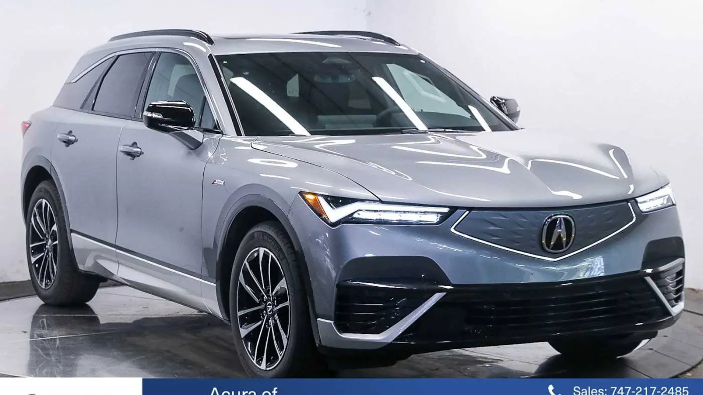 2024 Acura ZDX 4W5KHNRL2RZ510180