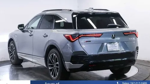 2024 Acura ZDX 4W5KHNRL2RZ510180