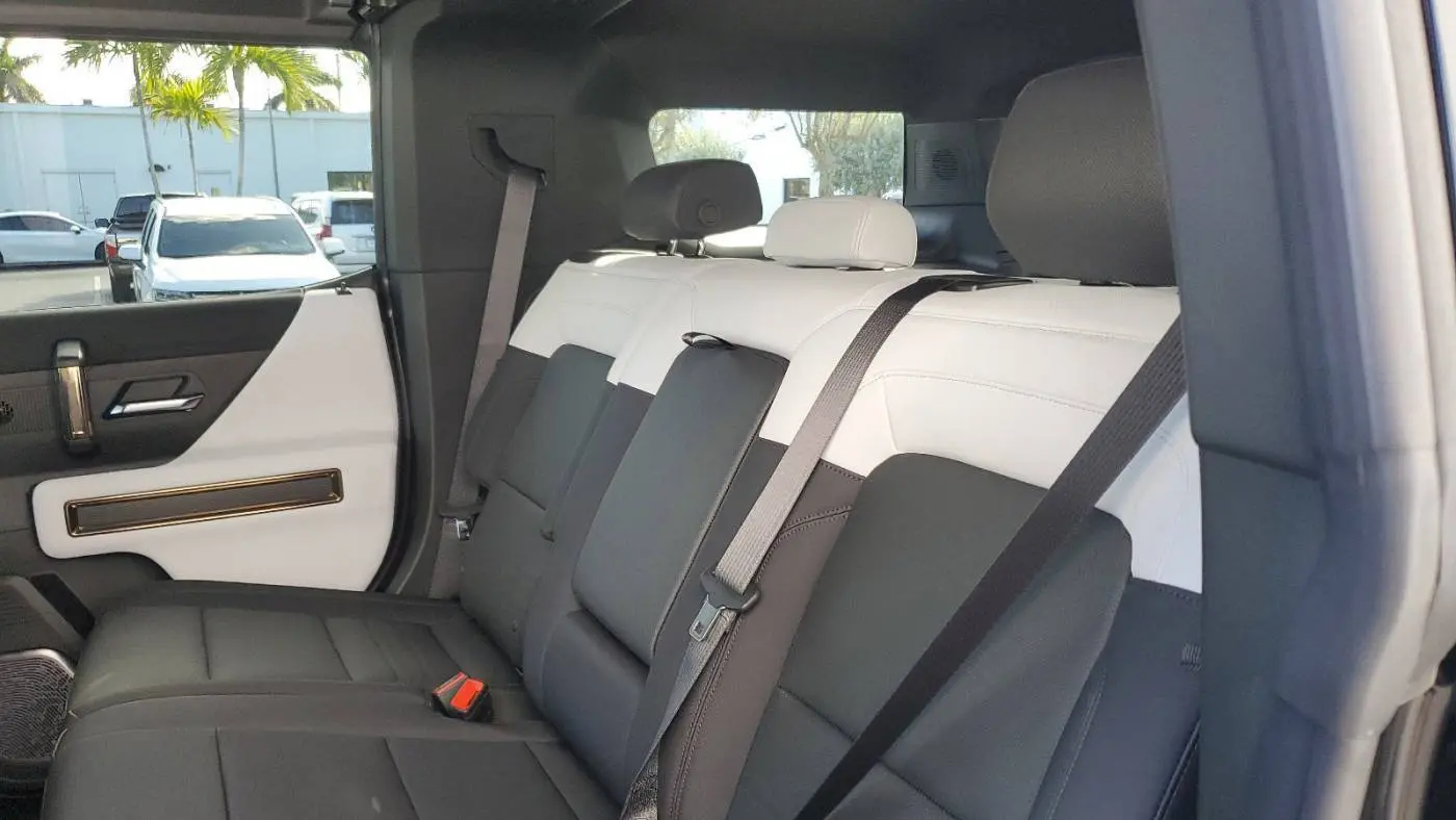 2025 GMC HUMMER EV SUV 1GKT0NDE3SU113439