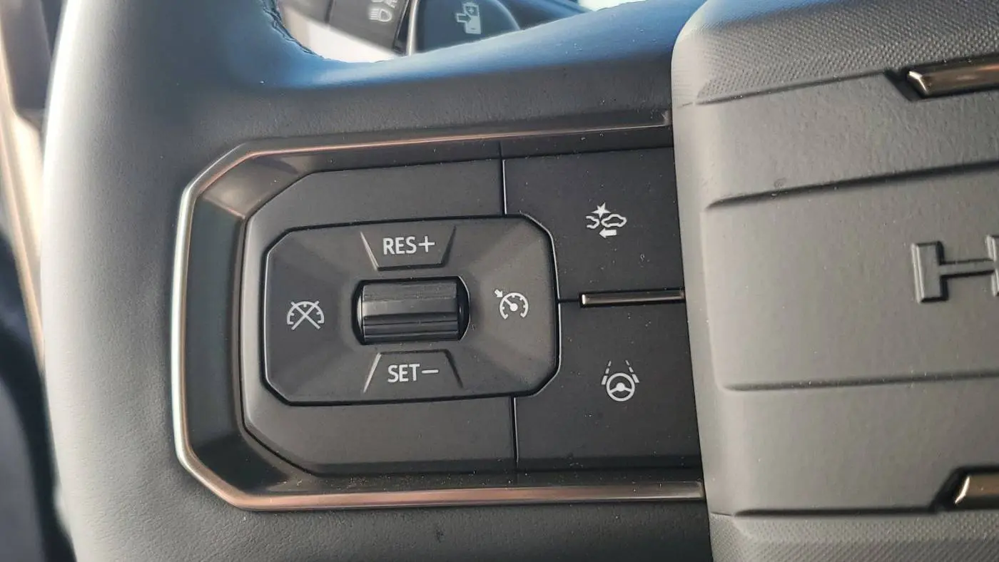 2025 GMC HUMMER EV SUV 1GKT0NDE3SU113439