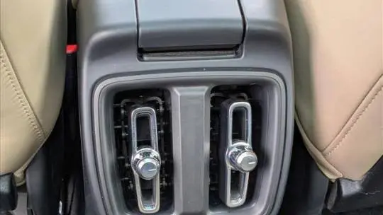 2022 Polestar 2 LPSED3KA0NL075670