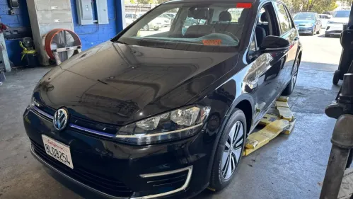 2019 Volkswagen e-Golf WVWKR7AU1KW914704