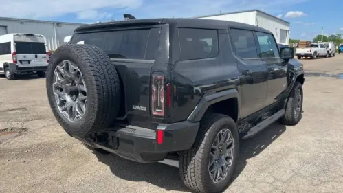 2024 GMC HUMMER EV SUV 1GKB0RDC8RU113738
