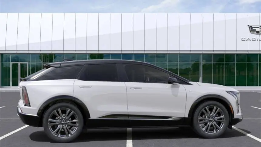 2025 Cadillac OPTIQ 3GYK3GMR9SS209843