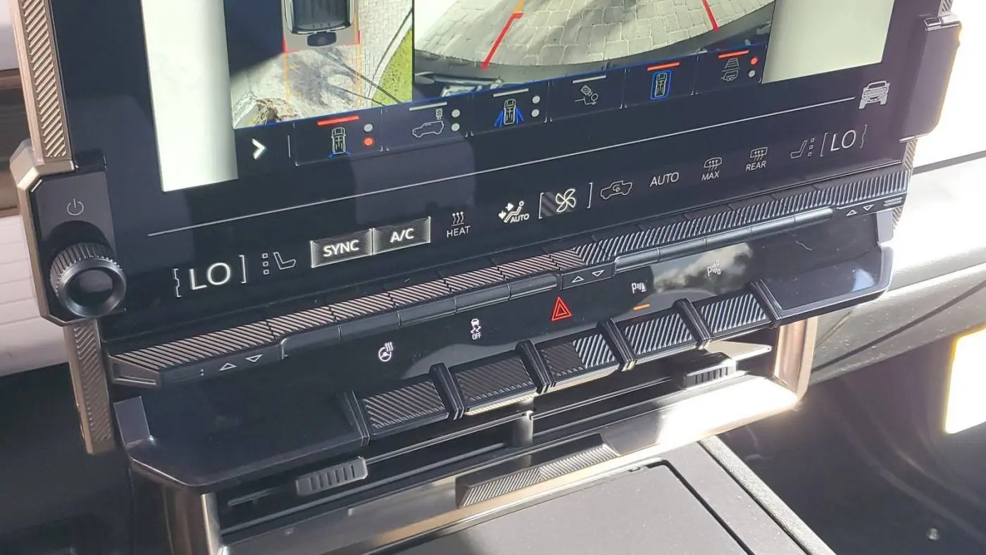 2025 GMC HUMMER EV SUV 1GKT0NDE3SU113439