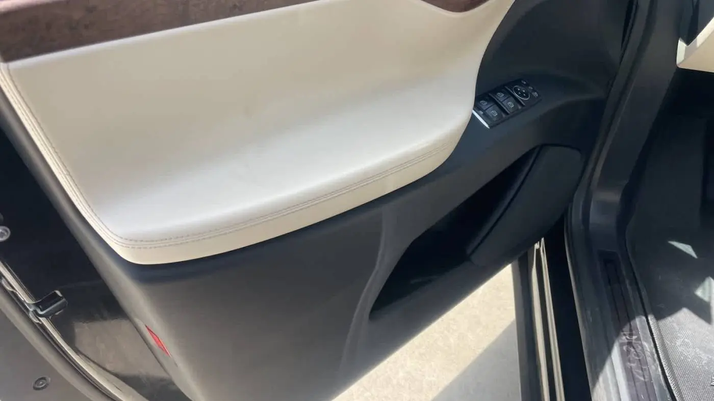2017 Tesla Model X 5YJXCBE28HF066238