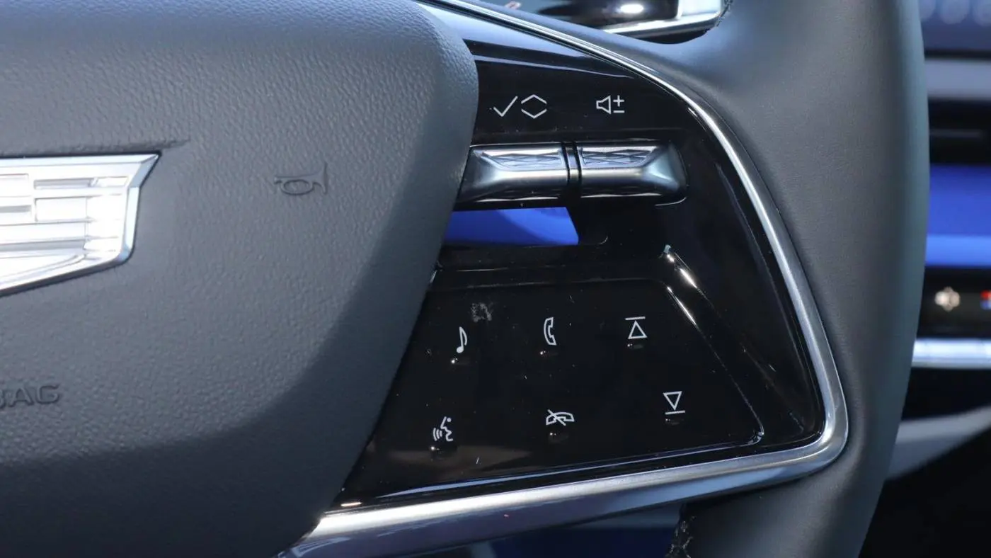 2025 Cadillac OPTIQ 3GYK3BMR1SS166294