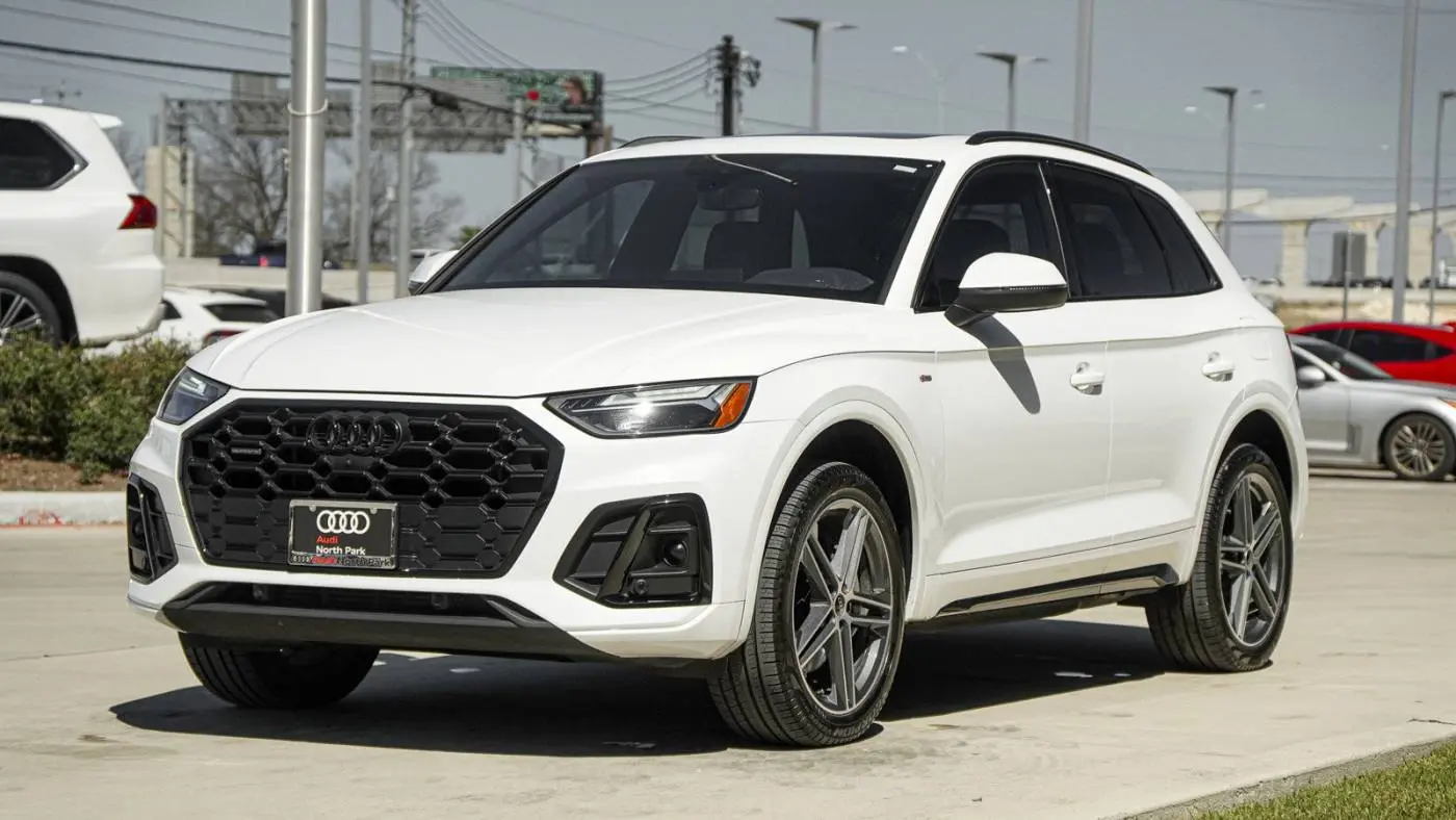 2023 Audi Q5 WA1E2AFY2P2089677