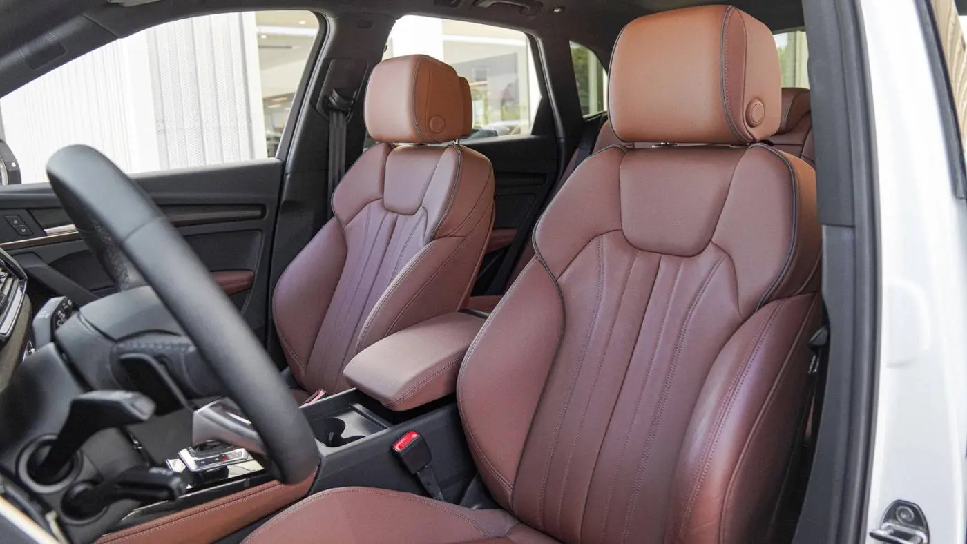 2023 Audi Q5 WA1E2AFY2P2089677