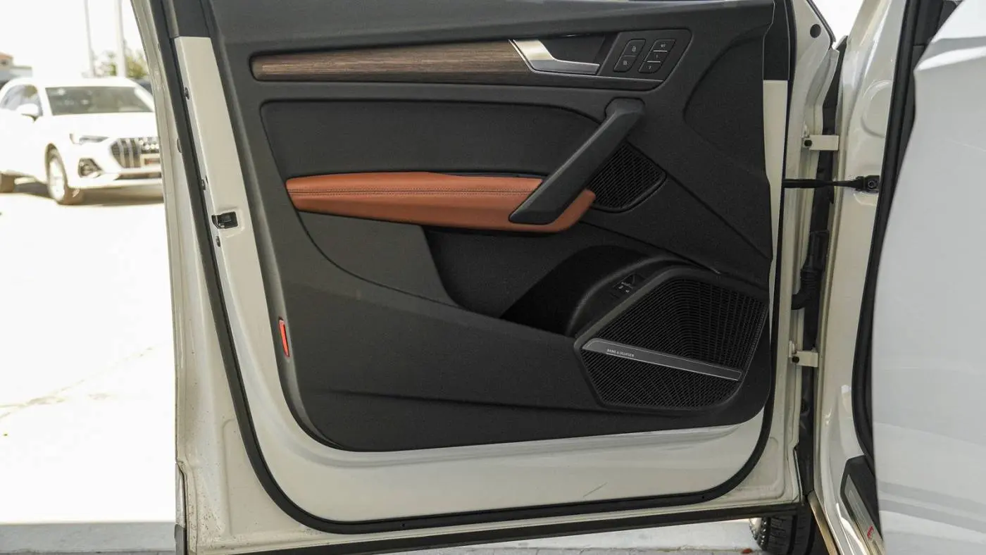 2023 Audi Q5 WA1E2AFY2P2089677