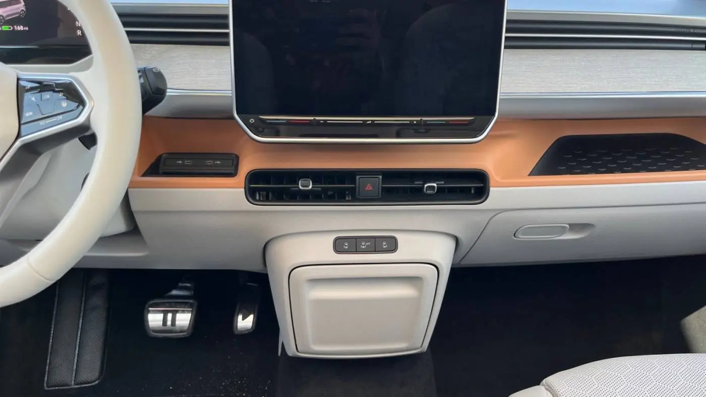 2025 Volkswagen ID.Buzz WVG6YVEB0SH019982